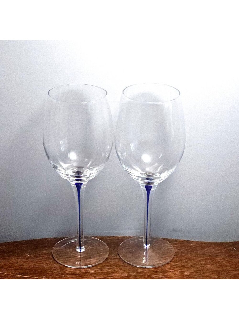 2 Teardrop Blue Wine Glasses 9.25" By Home Essentials elegant design entertainin